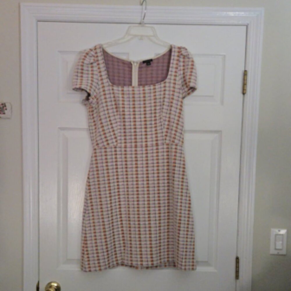Short sleeve ladies dress